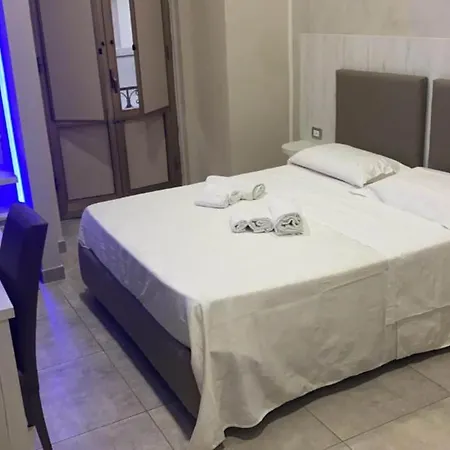 Poker Hotel